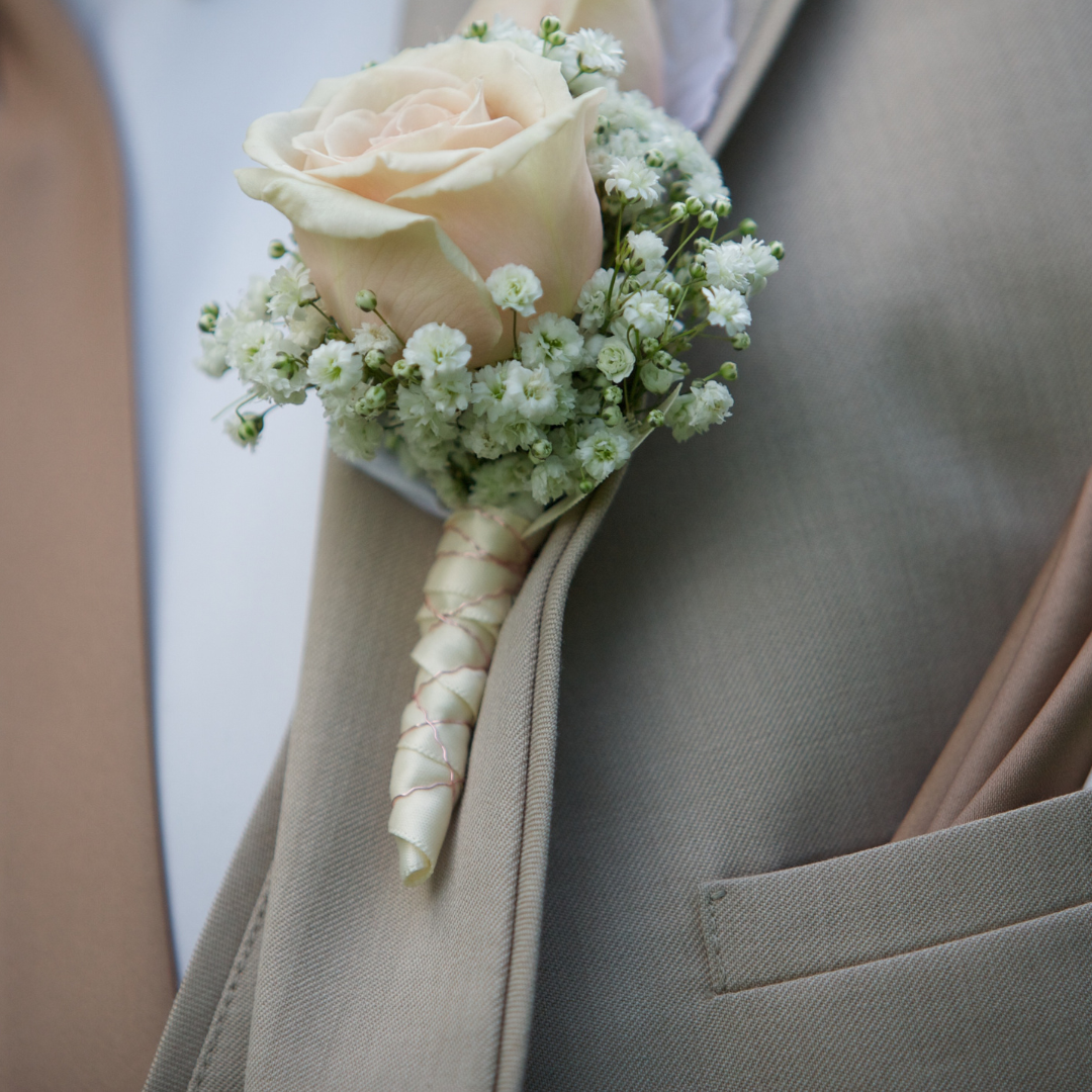 Classic Boutonniere - pin on